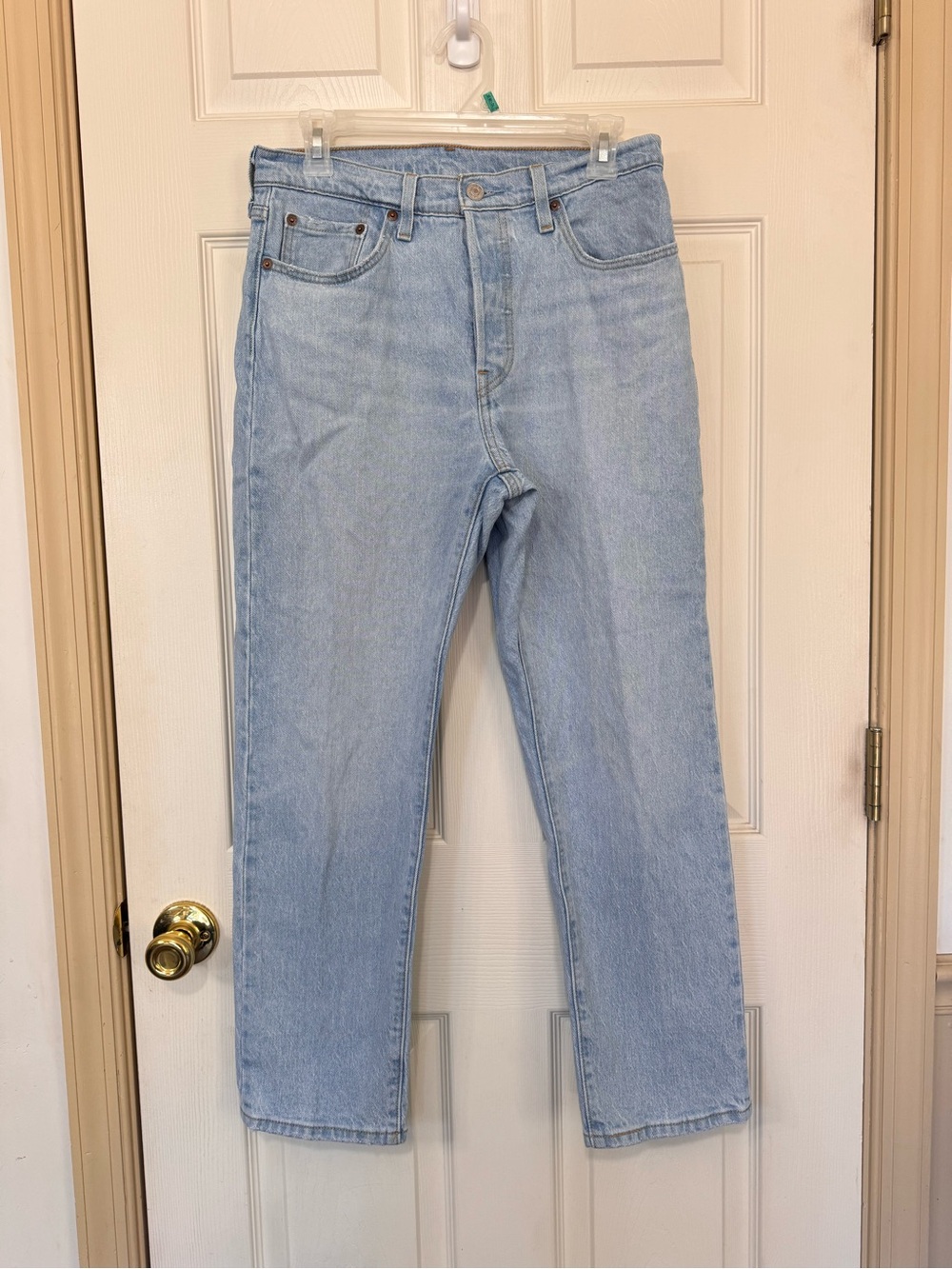 Levi’s 501 High Rise Straight Leg Jeans Light Wash Stepped Away Size 28x28